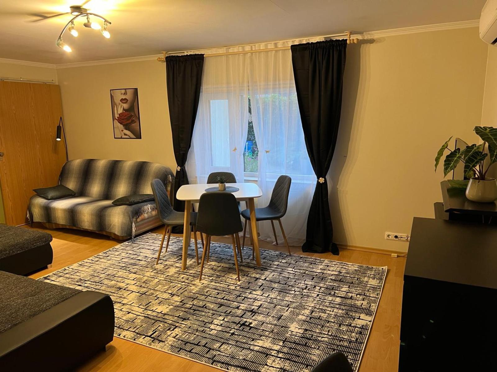 Apartments Weintrauben Pärnu Eksteriør billede